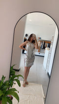 VE107 Vestido plateado cuello halter
