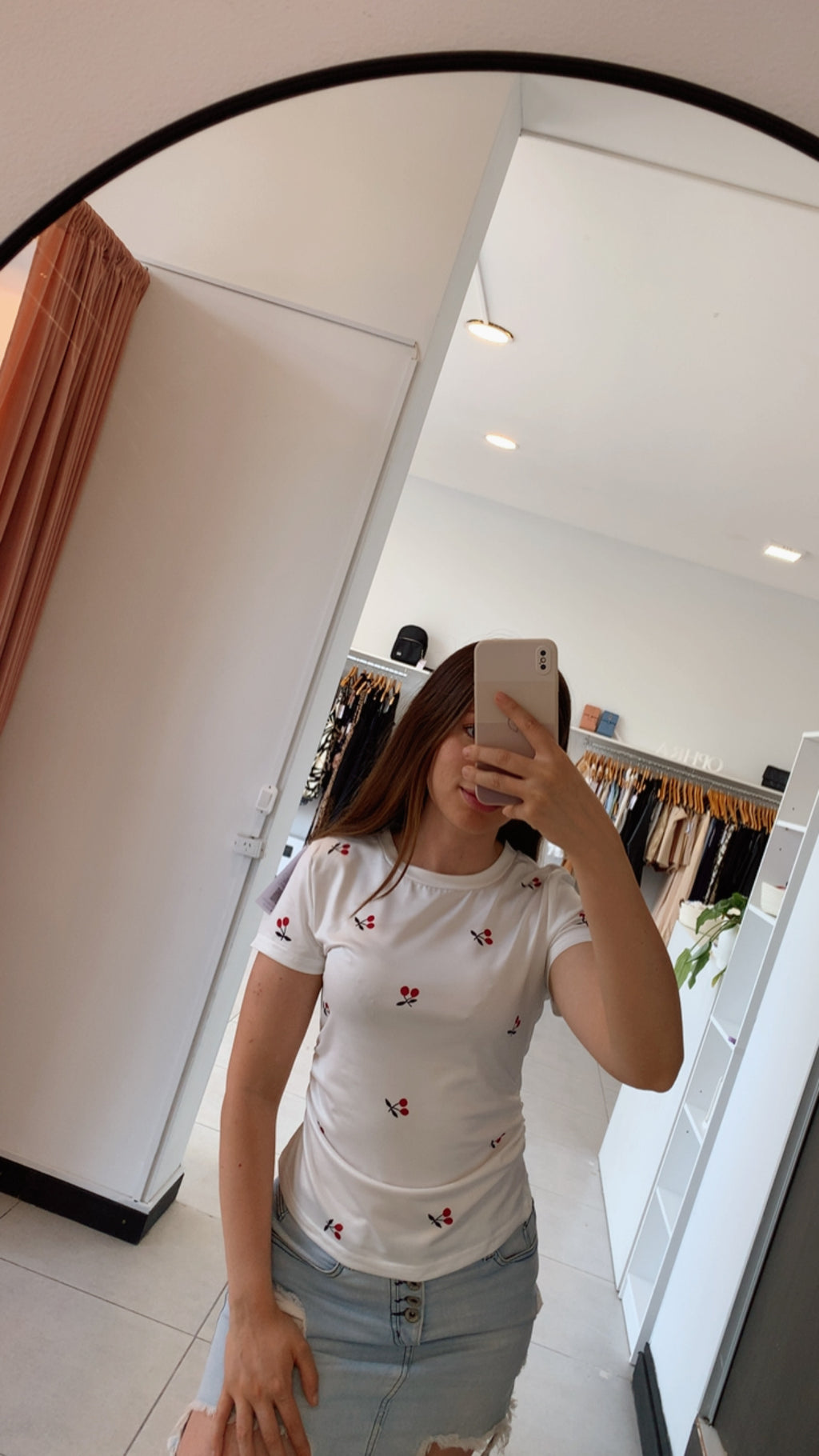 RE102 Remera cerezas